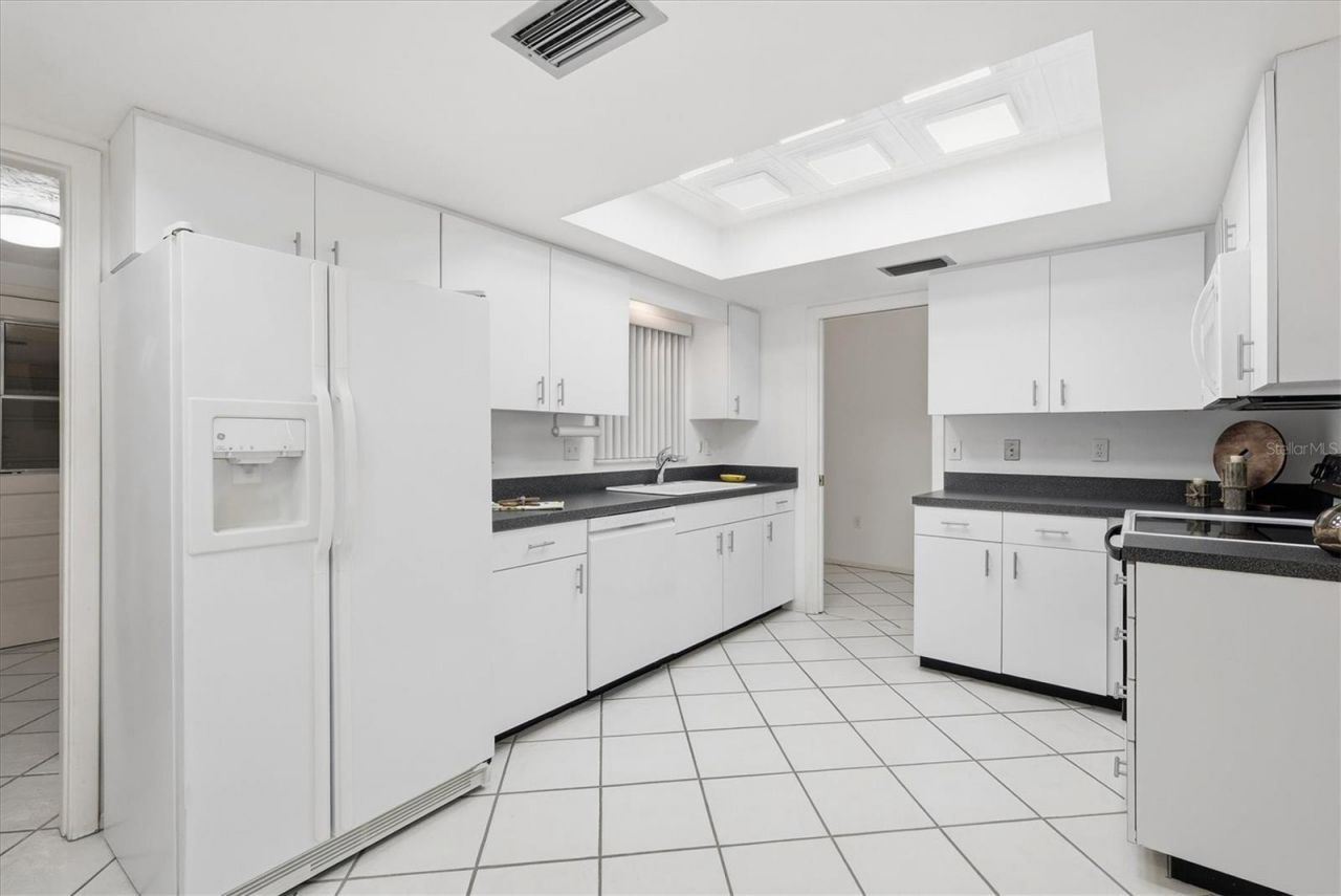 6811 10th Avenue W, Bradenton, FL 34209 Photo