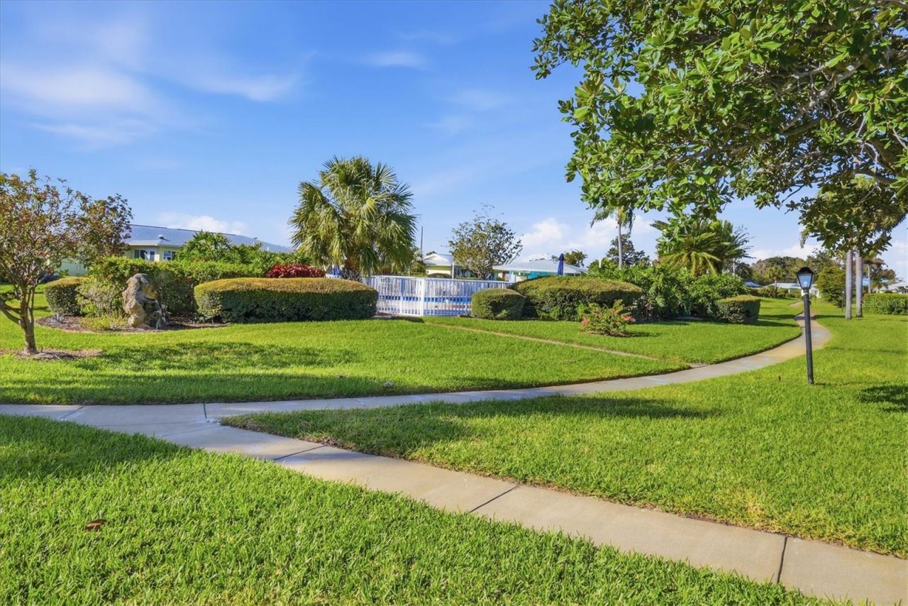 6811 10th Avenue W, Bradenton, FL 34209 Photo