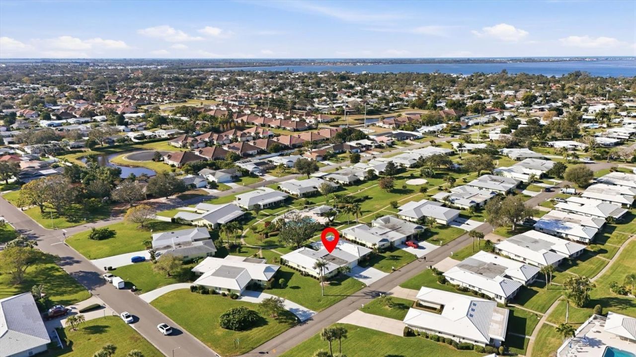 6811 10th Avenue W, Bradenton, FL 34209 Photo