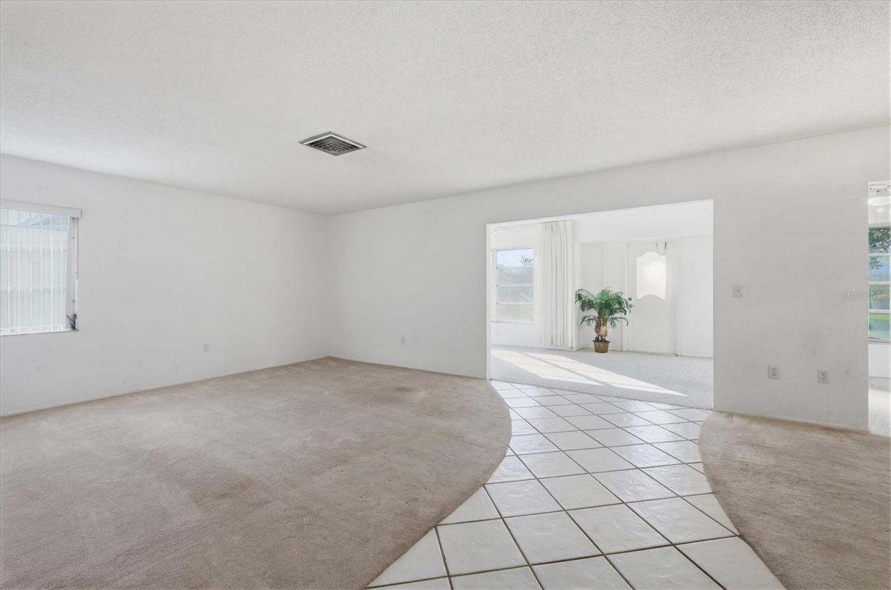 6811 10th Avenue W, Bradenton, FL 34209 Photo