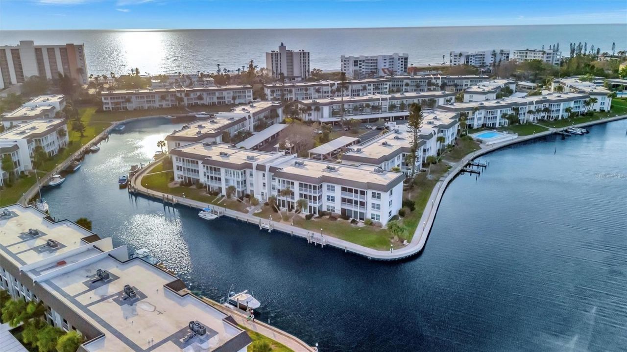 4310 Falmouth Drive, Unit 102, Longboat Key, FL 34228 Photo