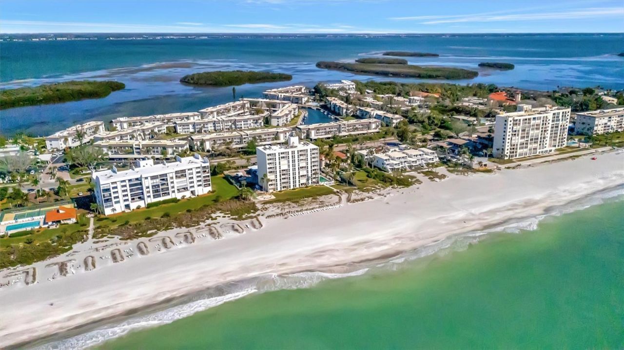 4310 Falmouth Drive, Unit 102, Longboat Key, FL 34228 Photo