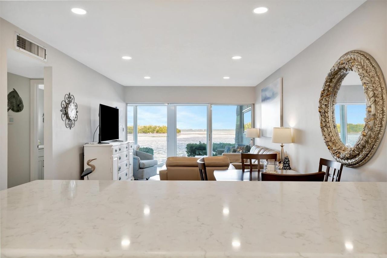 4310 Falmouth Drive, Unit 102, Longboat Key, FL 34228 Photo