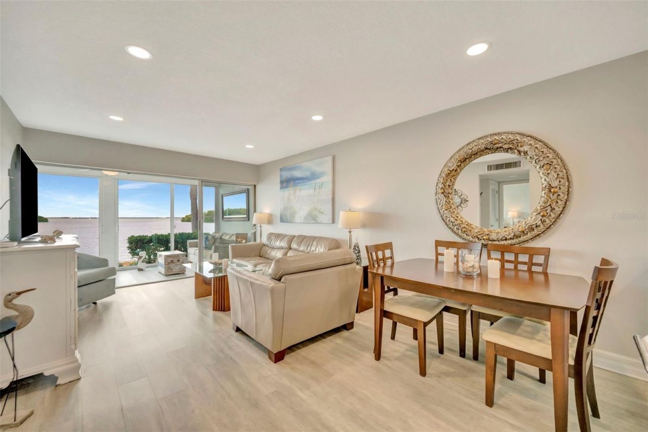 4310 Falmouth Drive, Unit 102, Longboat Key, FL 34228 Photo