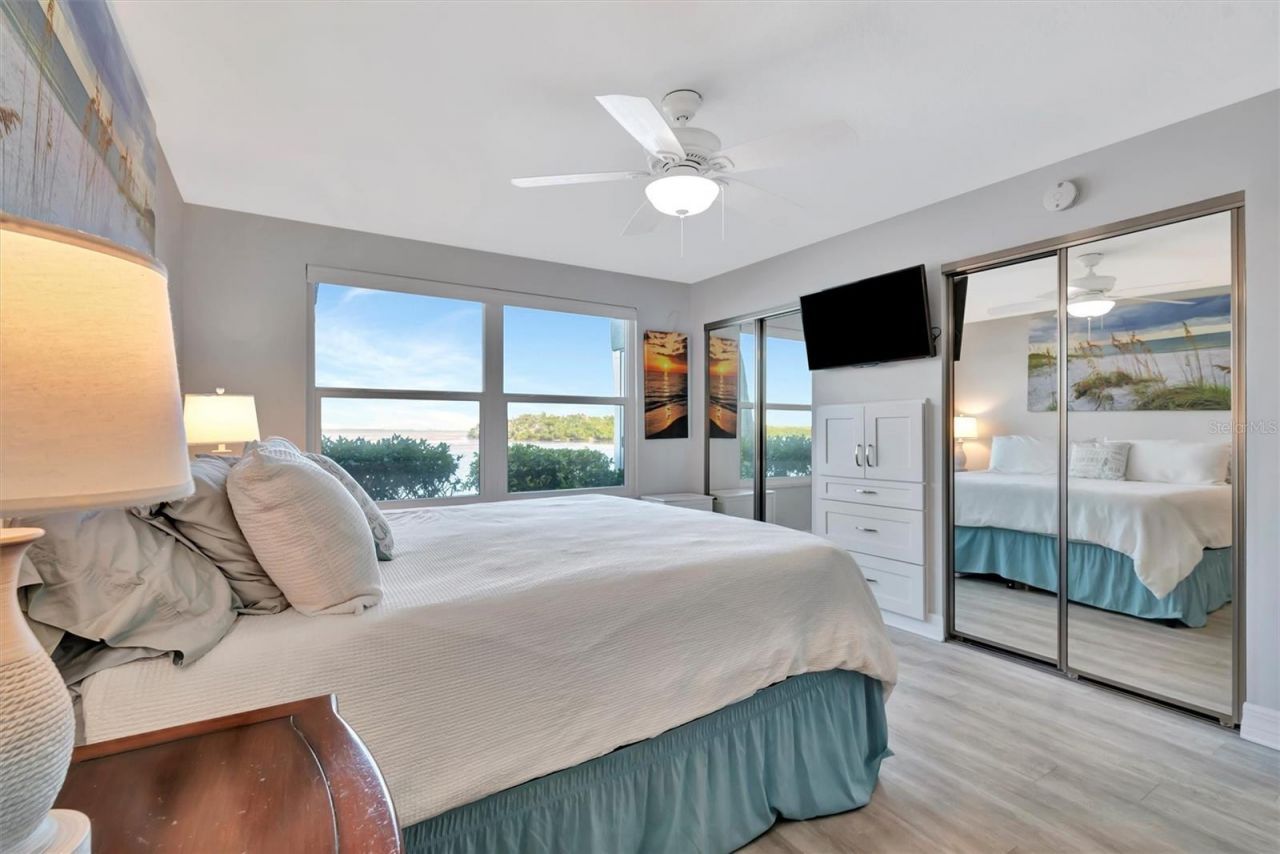 4310 Falmouth Drive, Unit 102, Longboat Key, FL 34228 Photo