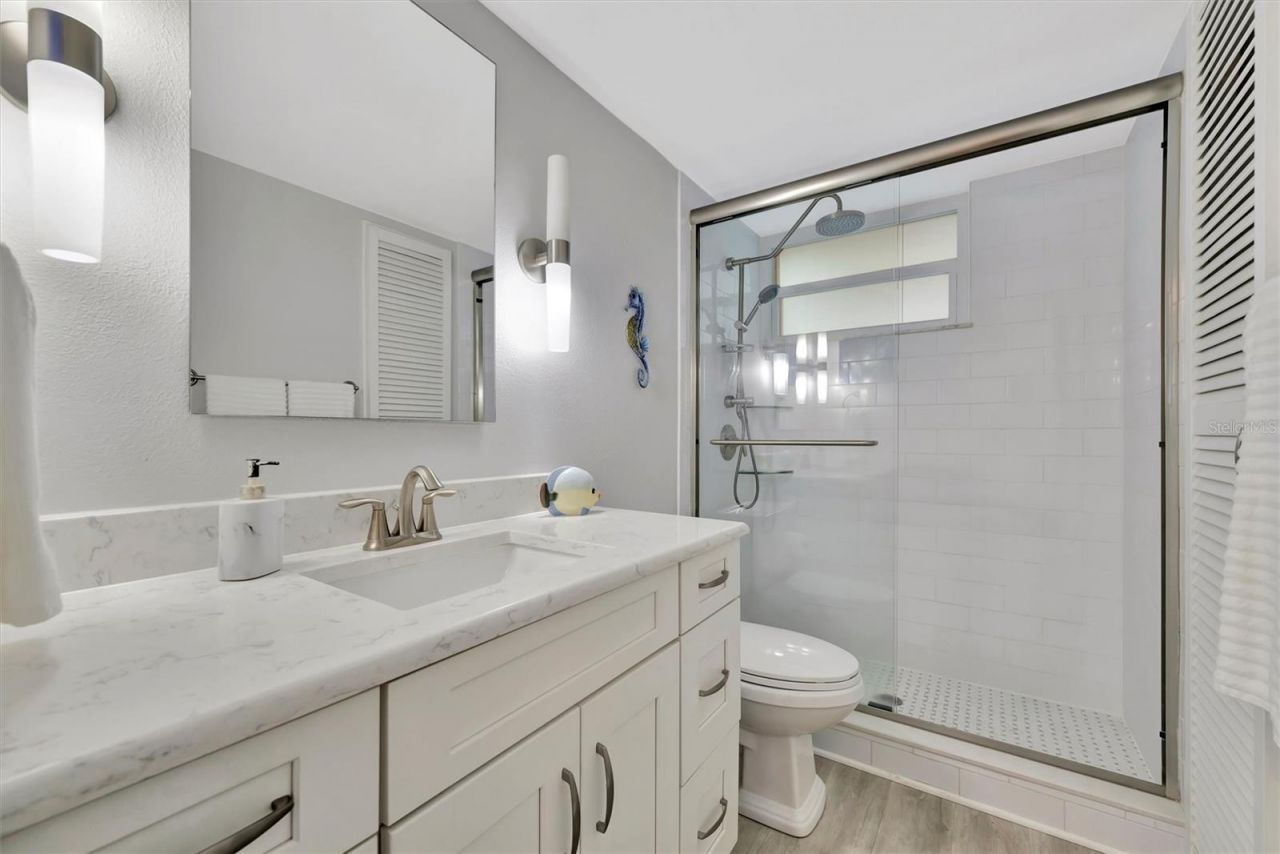 4310 Falmouth Drive, Unit 102, Longboat Key, FL 34228 Photo