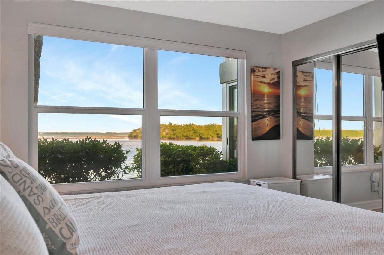 4310 Falmouth Drive, Unit 102, Longboat Key, FL 34228 Photo