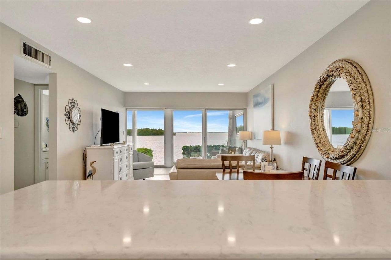 4310 Falmouth Drive, Unit 102, Longboat Key, FL 34228 Photo