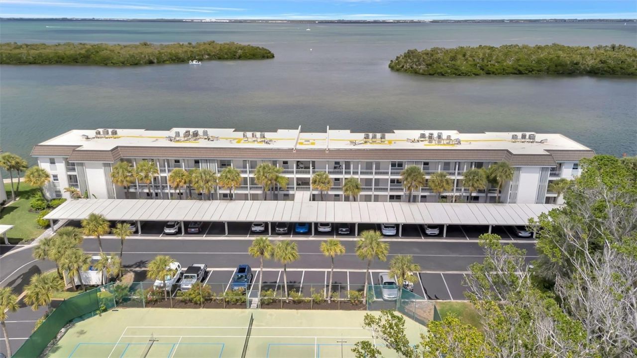 4310 Falmouth Drive, Unit 102, Longboat Key, FL 34228 Photo