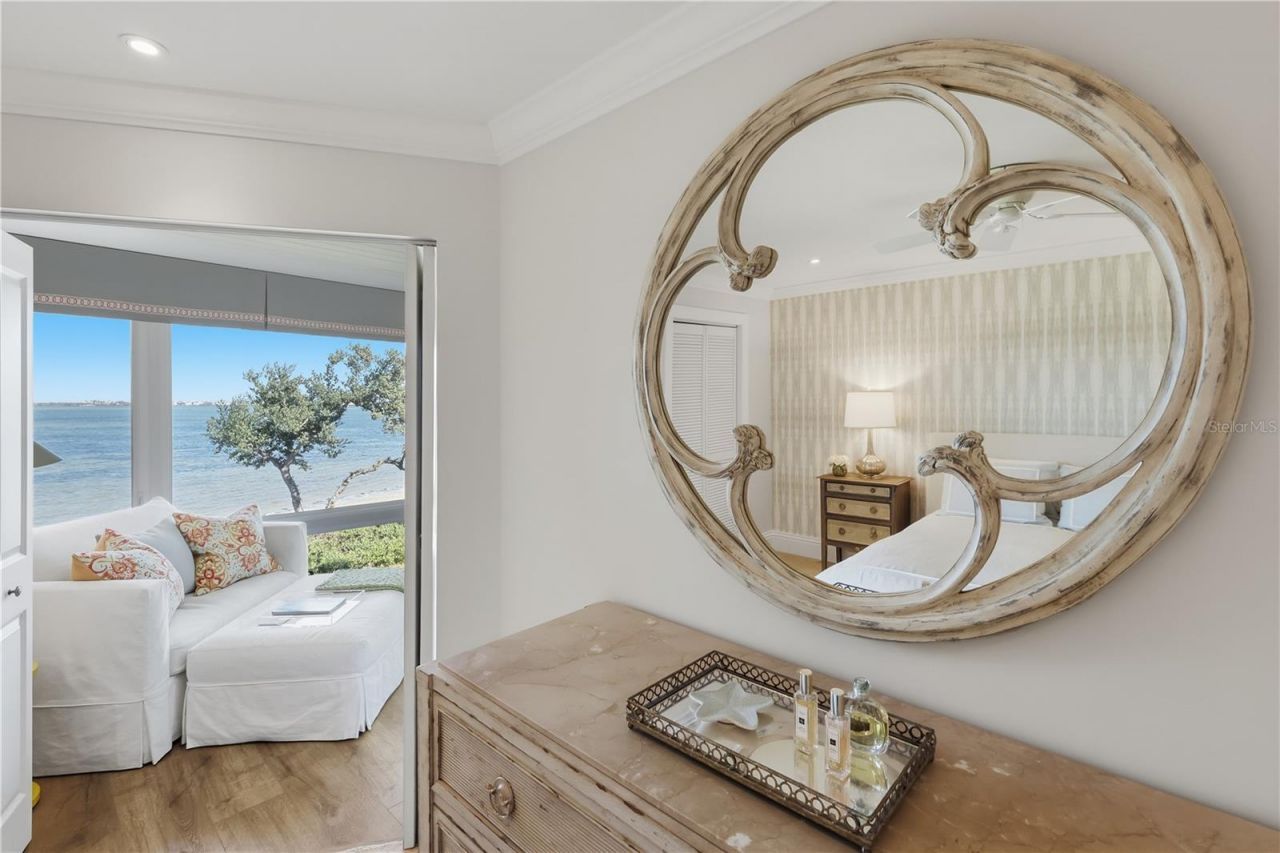 600 Manatee Avenue, Unit 210, Holmes Beach, FL 34217 Photo