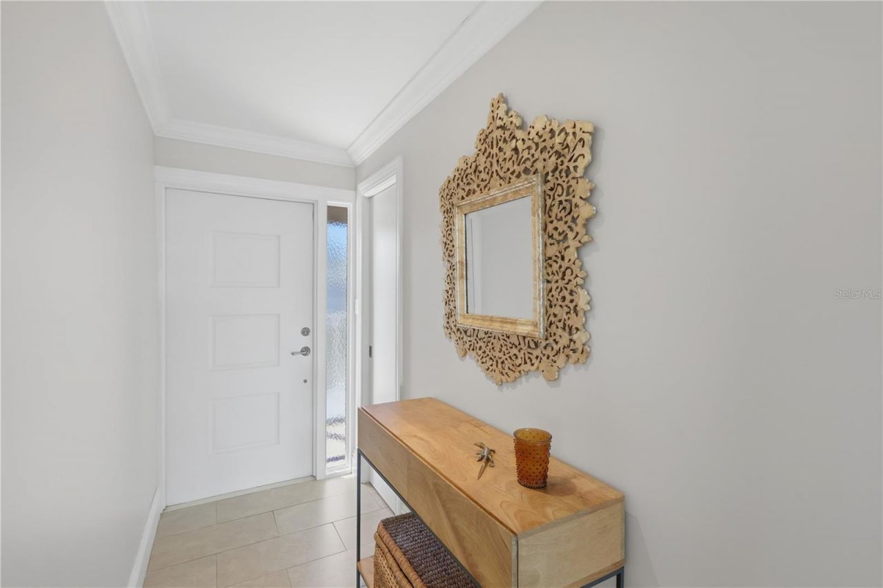 600 Manatee Avenue, Unit 210, Holmes Beach, FL 34217 Photo