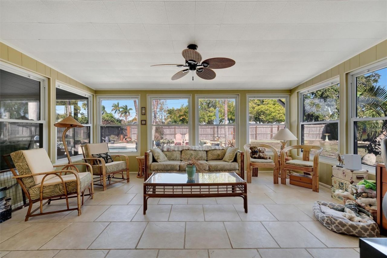 5918 8th Avenue Drive W, Bradenton, FL 34209 Photo