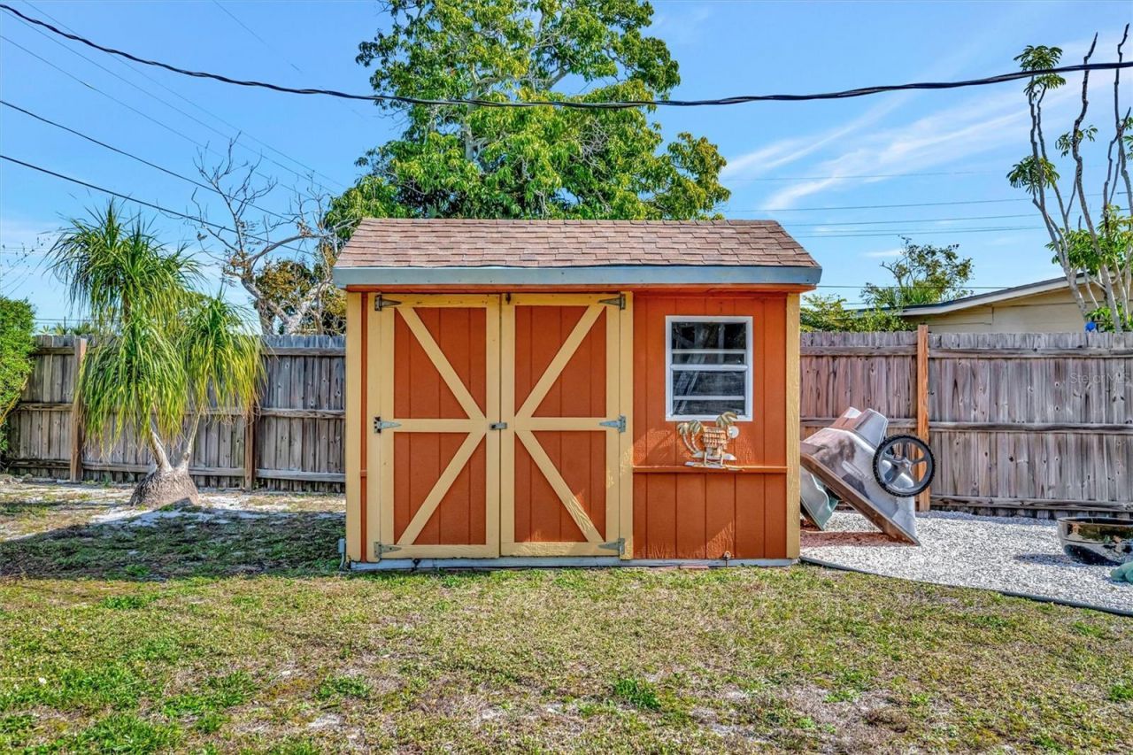 5918 8th Avenue Drive W, Bradenton, FL 34209 Photo