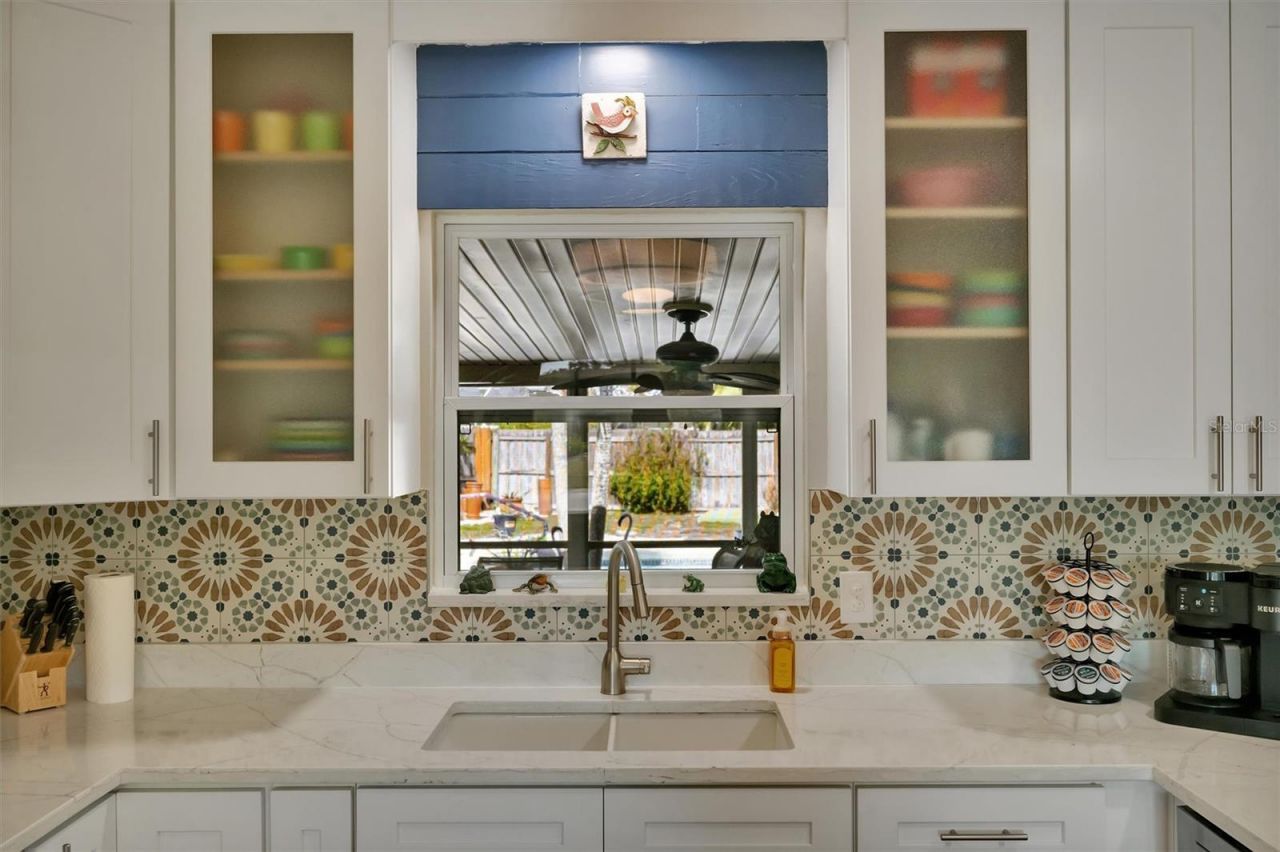 5918 8th Avenue Drive W, Bradenton, FL 34209 Photo