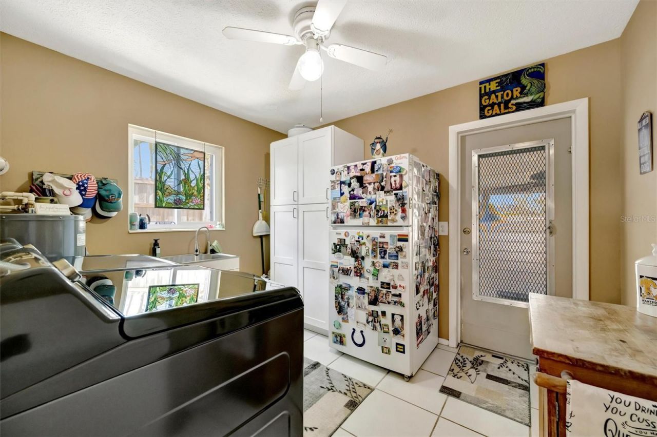 5918 8th Avenue Drive W, Bradenton, FL 34209 Photo