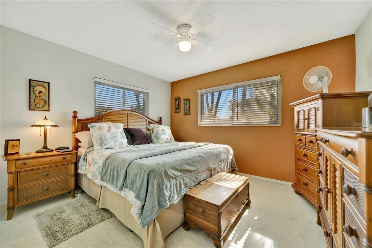 5918 8th Avenue Drive W, Bradenton, FL 34209 Photo