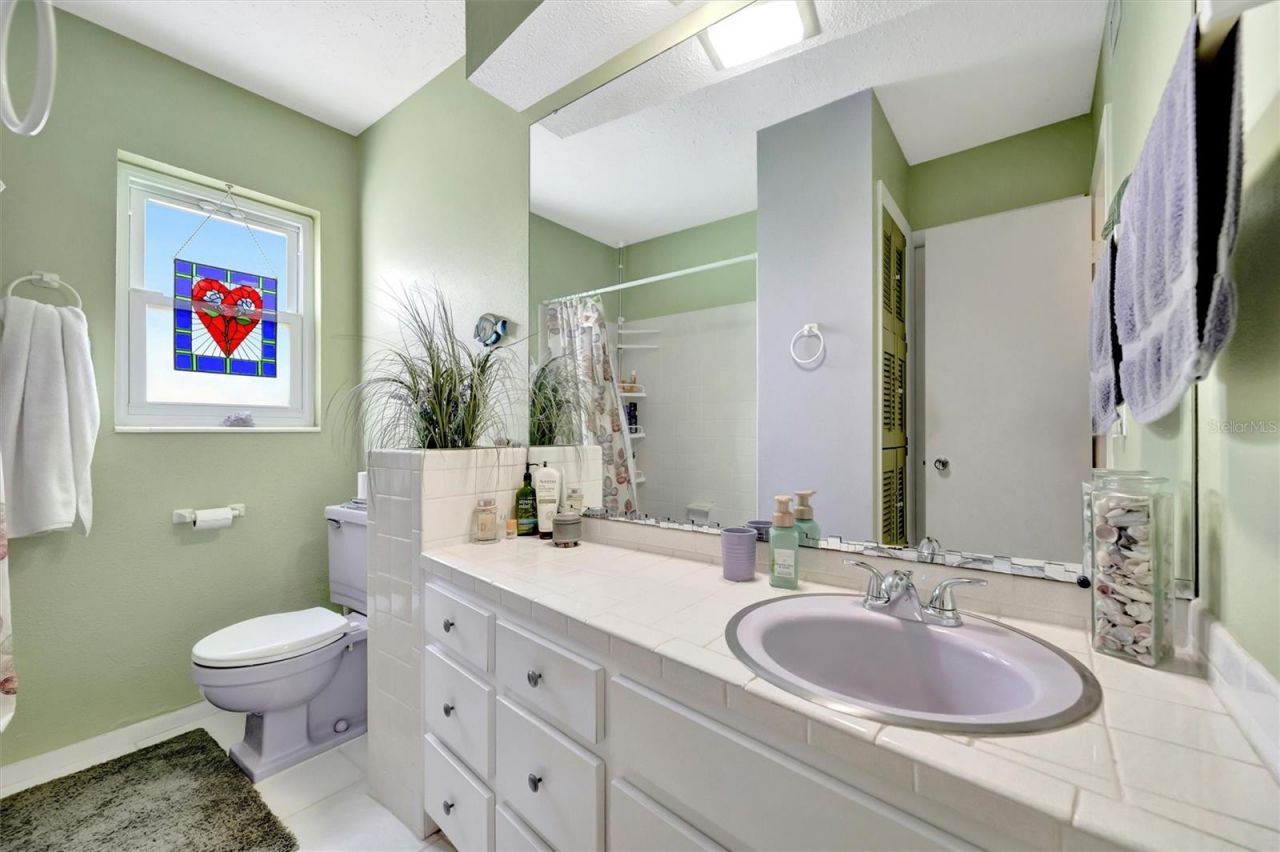 5918 8th Avenue Drive W, Bradenton, FL 34209 Photo