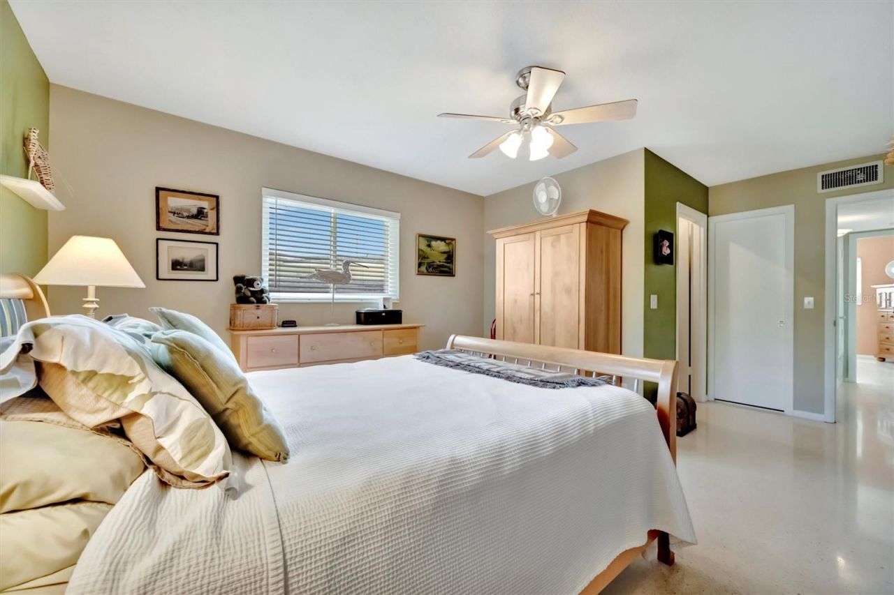 5918 8th Avenue Drive W, Bradenton, FL 34209 Photo