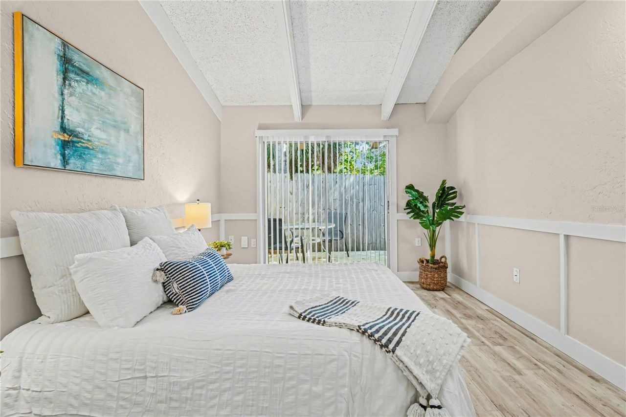 500 N Jefferson Avenue, Unit 5J, Sarasota, FL 34237 Photo