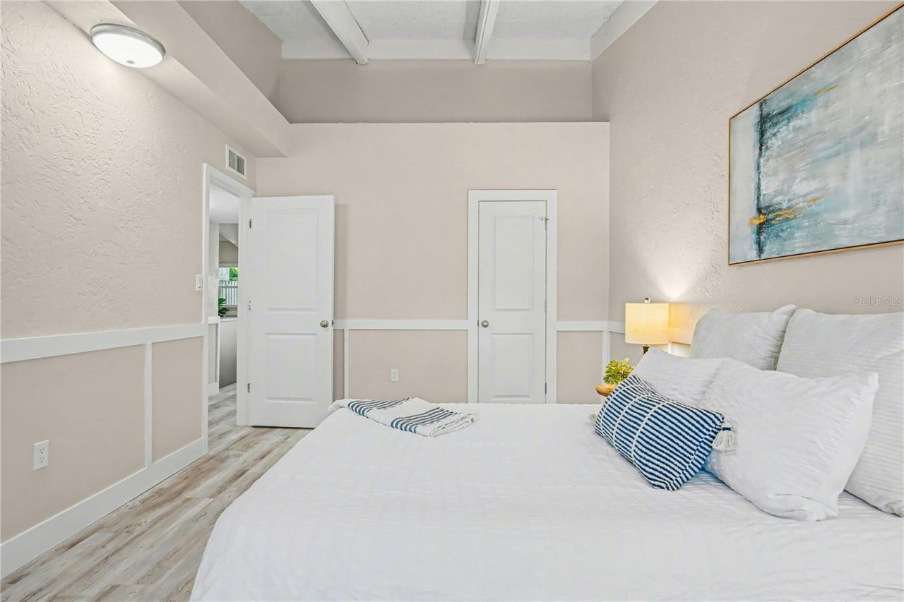 500 N Jefferson Avenue, Unit 5J, Sarasota, FL 34237 Photo