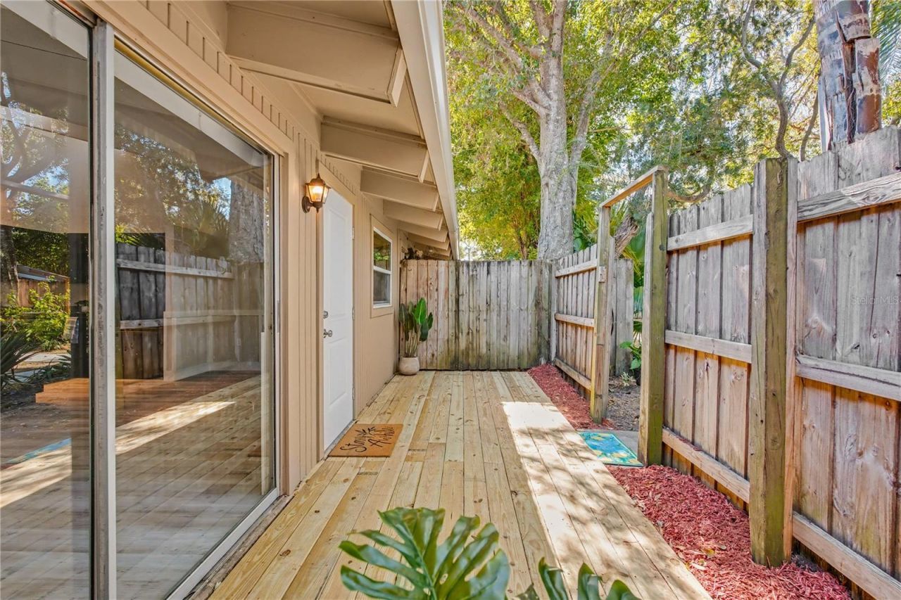 500 N Jefferson Avenue, Unit 5J, Sarasota, FL 34237 Photo