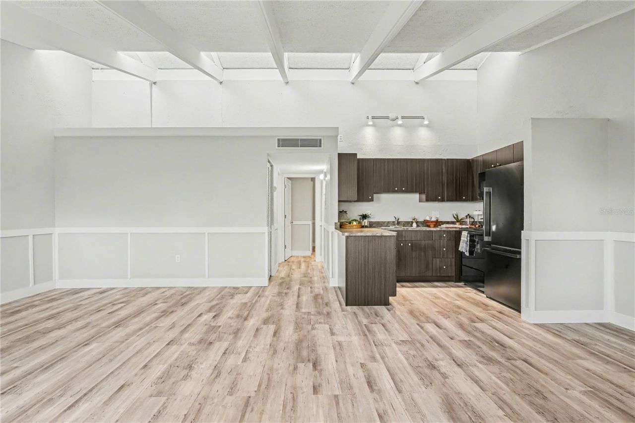 500 N Jefferson Avenue, Unit 5J, Sarasota, FL 34237 Photo