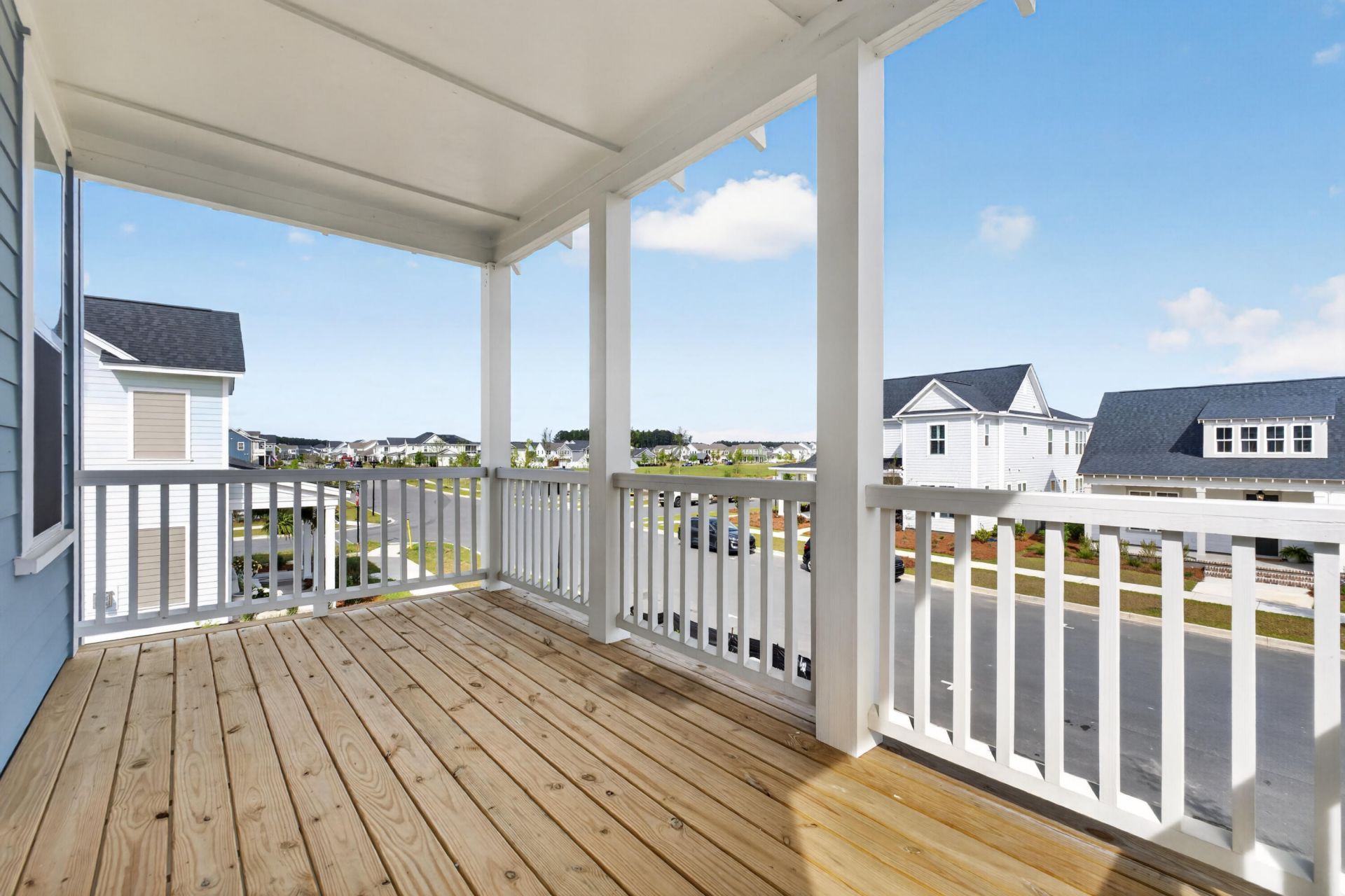 745 Blueway Avenue Photo 15