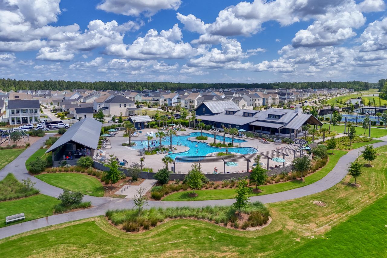 745 Blueway Avenue Photo 29