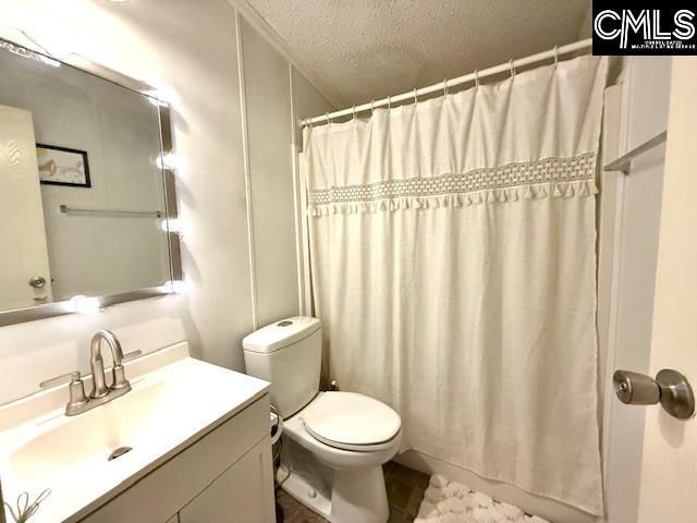 1892 Blacksgate East Road Photo 20