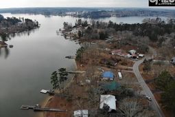 1892 Blacksgate East Road photo 4