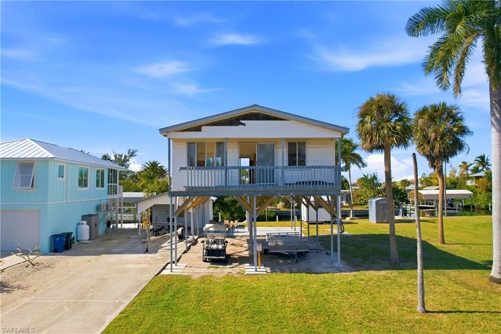 2661 Bamboo St, Saint James City, FL 33956 Photo