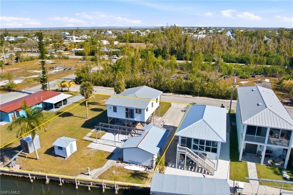 2661 Bamboo St, Saint James City, FL 33956 Photo