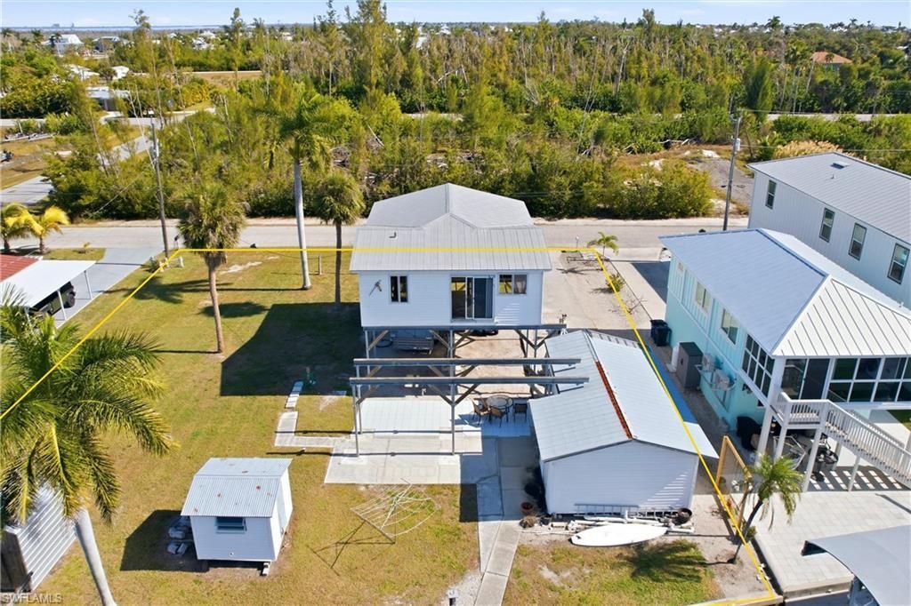 2661 Bamboo St, Saint James City, FL 33956 Photo