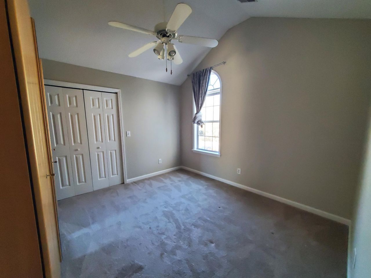 381 Arlington Drive Photo 17