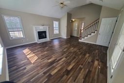 381 Arlington Drive photo 4