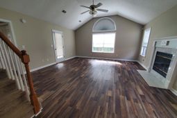 381 Arlington Drive photo 4