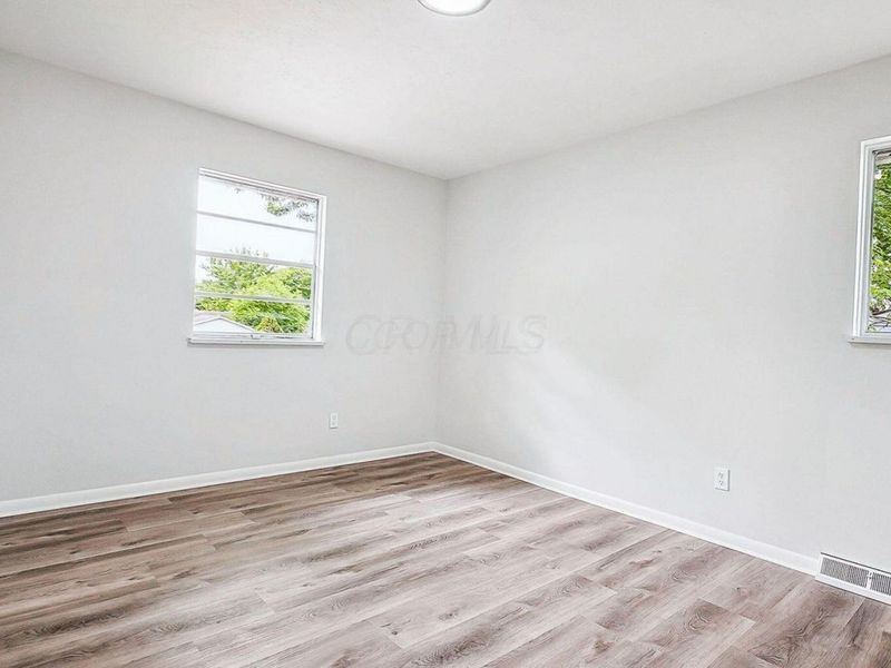 4980 Harbor Boulevard, Columbus, OH 43232 Photo 22