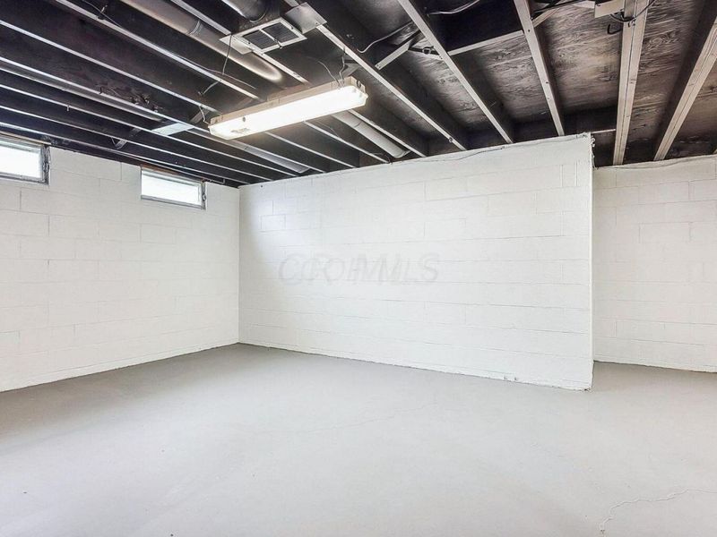 4980 Harbor Boulevard, Columbus, OH 43232 Photo 23