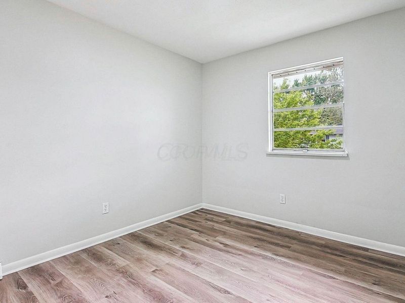 4980 Harbor Boulevard, Columbus, OH 43232 Photo 4