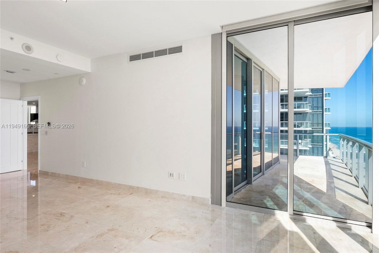 17001 Collins Ave, Unit 4208, Sunny Isles Beach, FL 33160 Photo