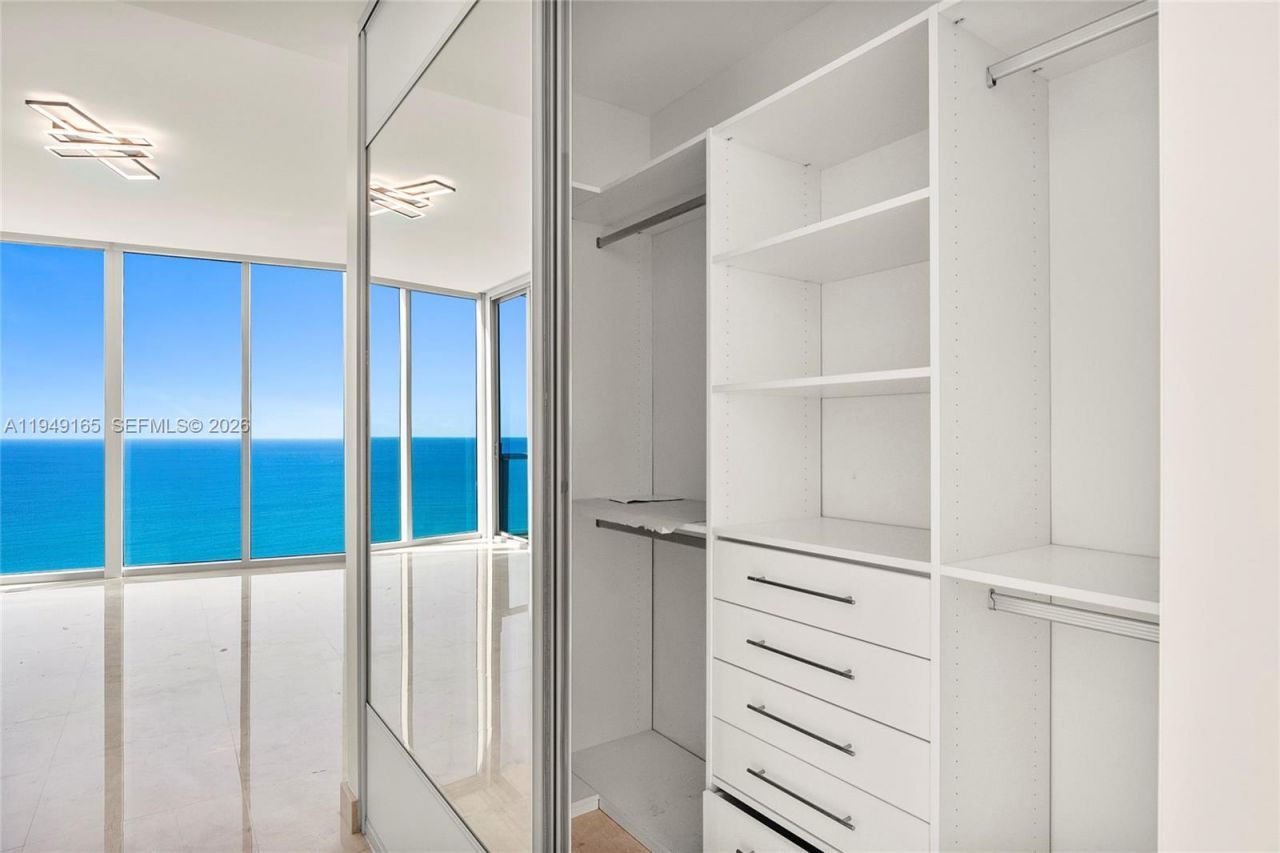17001 Collins Ave, Unit 4208, Sunny Isles Beach, FL 33160 Photo