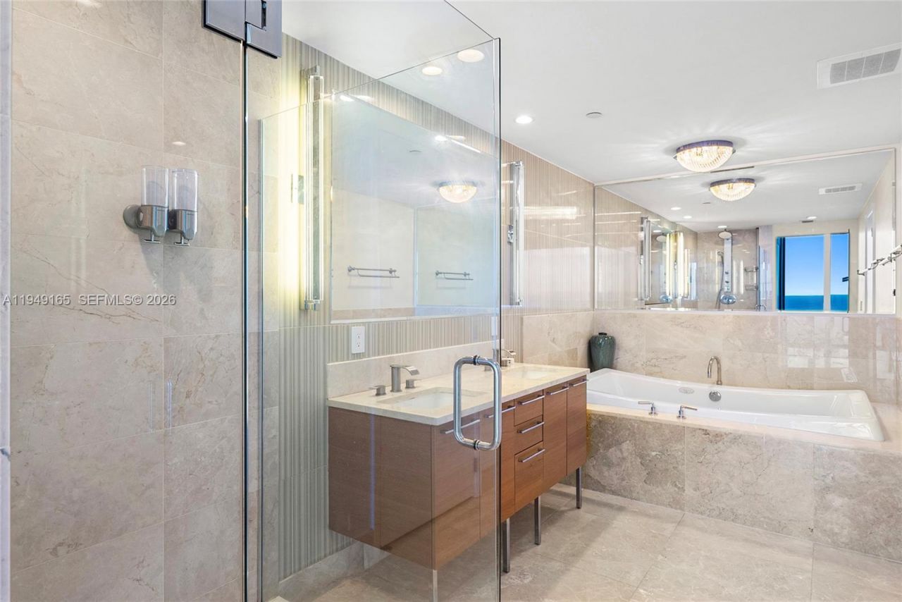 17001 Collins Ave, Unit 4208, Sunny Isles Beach, FL 33160 Photo