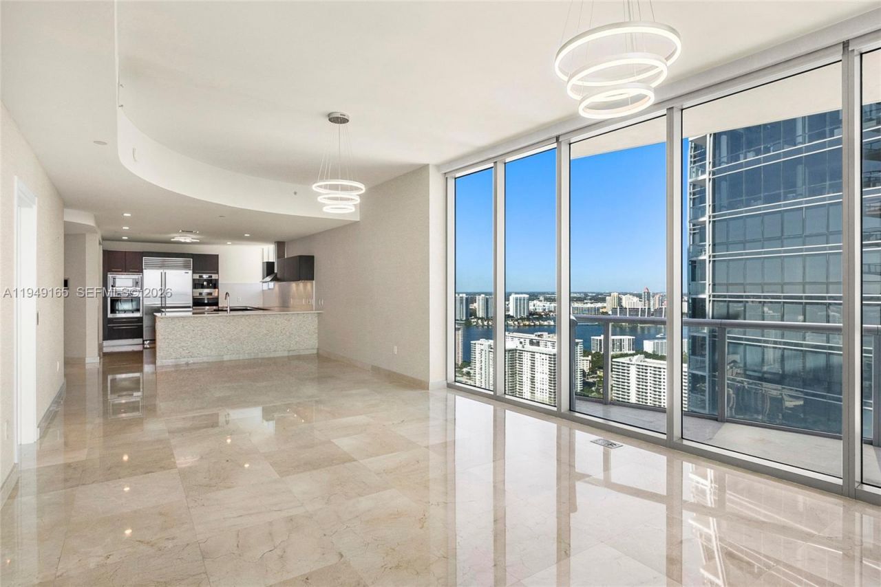 17001 Collins Ave, Unit 4208, Sunny Isles Beach, FL 33160 Photo