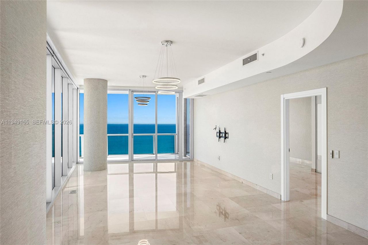 17001 Collins Ave, Unit 4208, Sunny Isles Beach, FL 33160 Photo