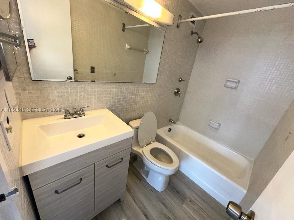 1720 Harrison St , Unit 9A, Hollywood, FL 33020 Photo