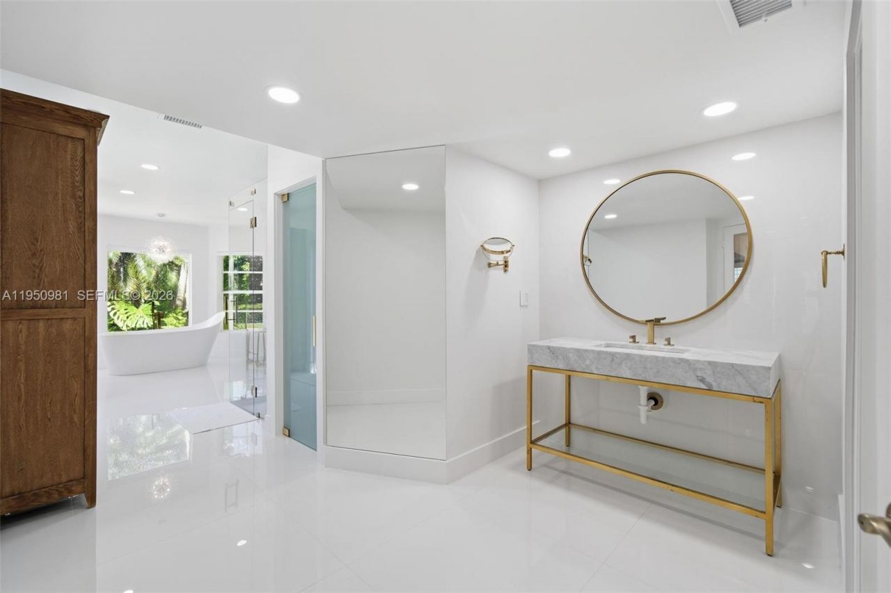 6801 SW 126th Ter, Pinecrest, FL 33156 Photo