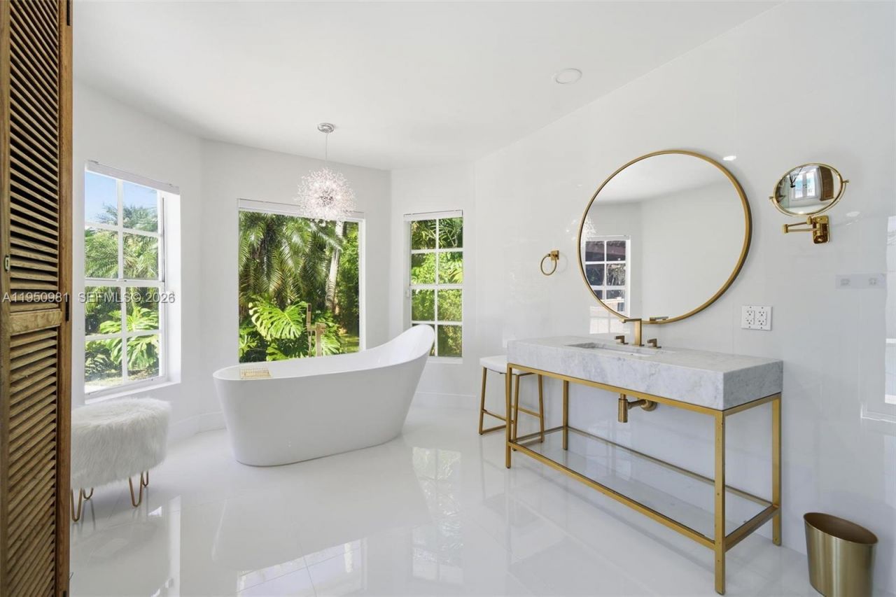 6801 SW 126th Ter, Pinecrest, FL 33156 Photo