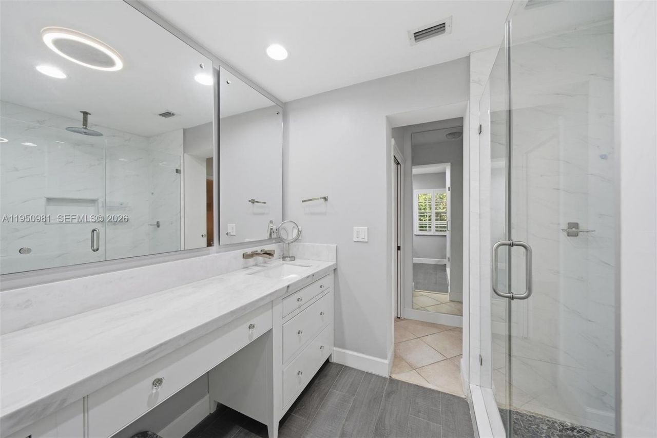 6801 SW 126th Ter, Pinecrest, FL 33156 Photo