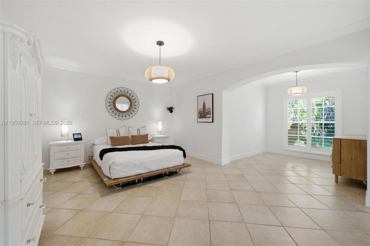 6801 SW 126th Ter, Pinecrest, FL 33156 Photo