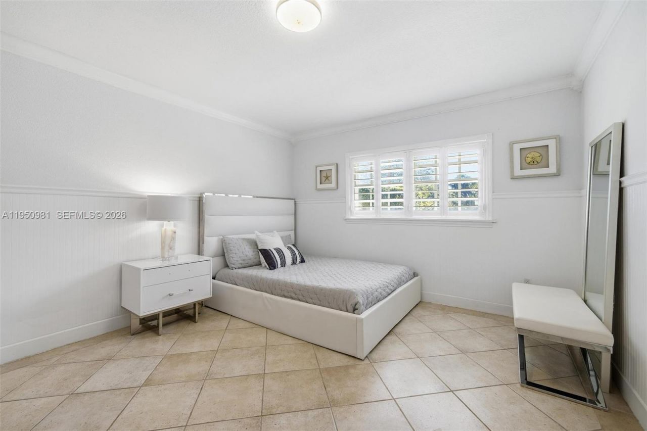 6801 SW 126th Ter, Pinecrest, FL 33156 Photo